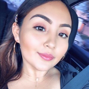 Meet your Posher, Norma